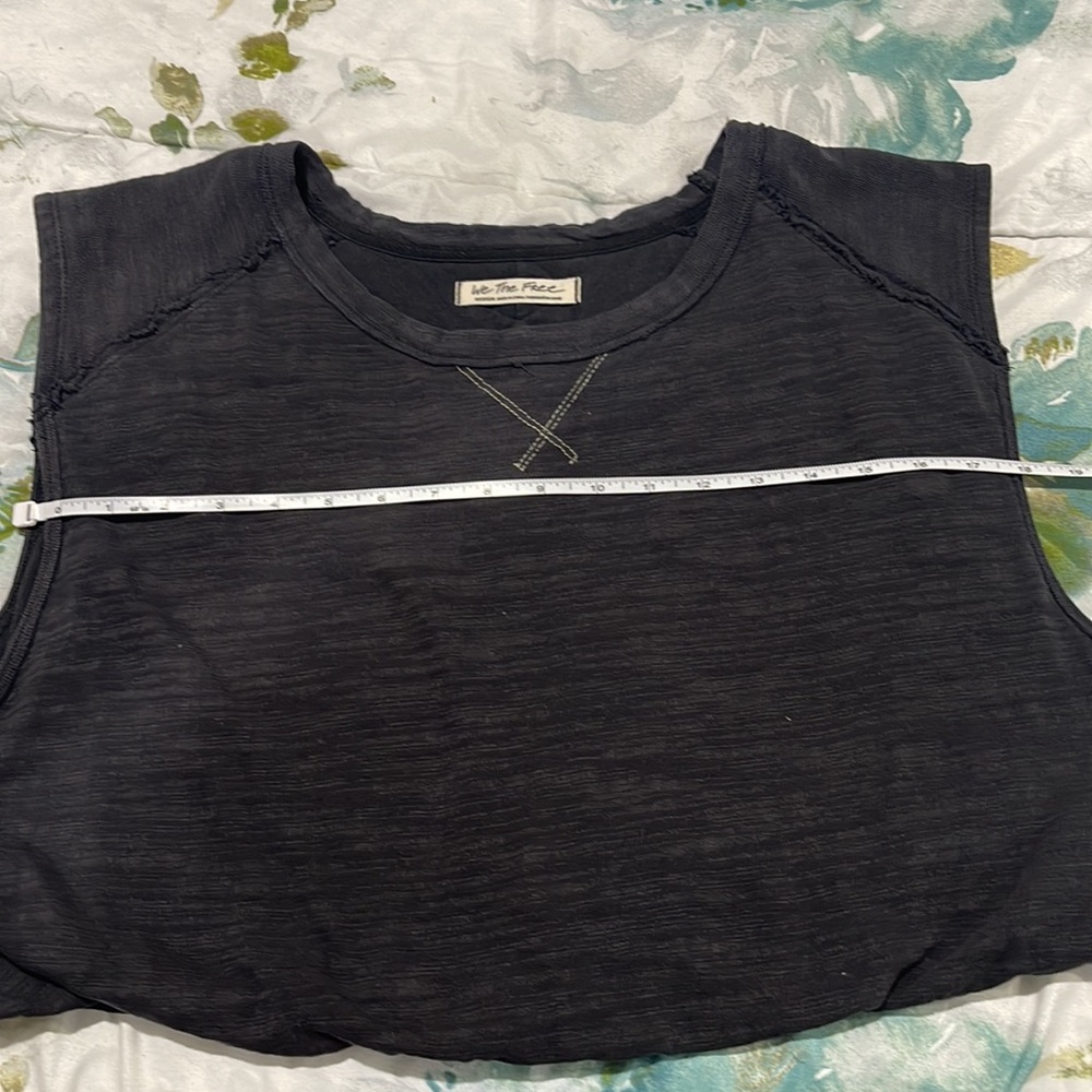 We the free crop top - Picture 5 of 7